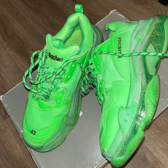 neon green balenciaga triple s - Picture 2 of 7